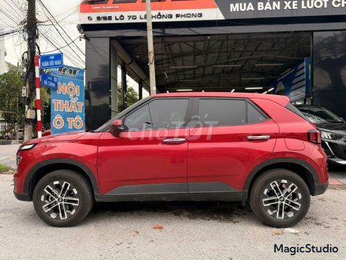 Hyundai Venue 1.0 Turbo Стандарт 2025 3000 км Красный