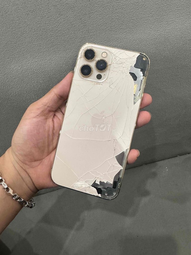 iPhone 12 Pro Max 128GB Vàng Đã dùng. Mua bán Điện thoại tại Quận Đống Đa Hà Nội được đăng bởi Ng Hoang Anh hình 1