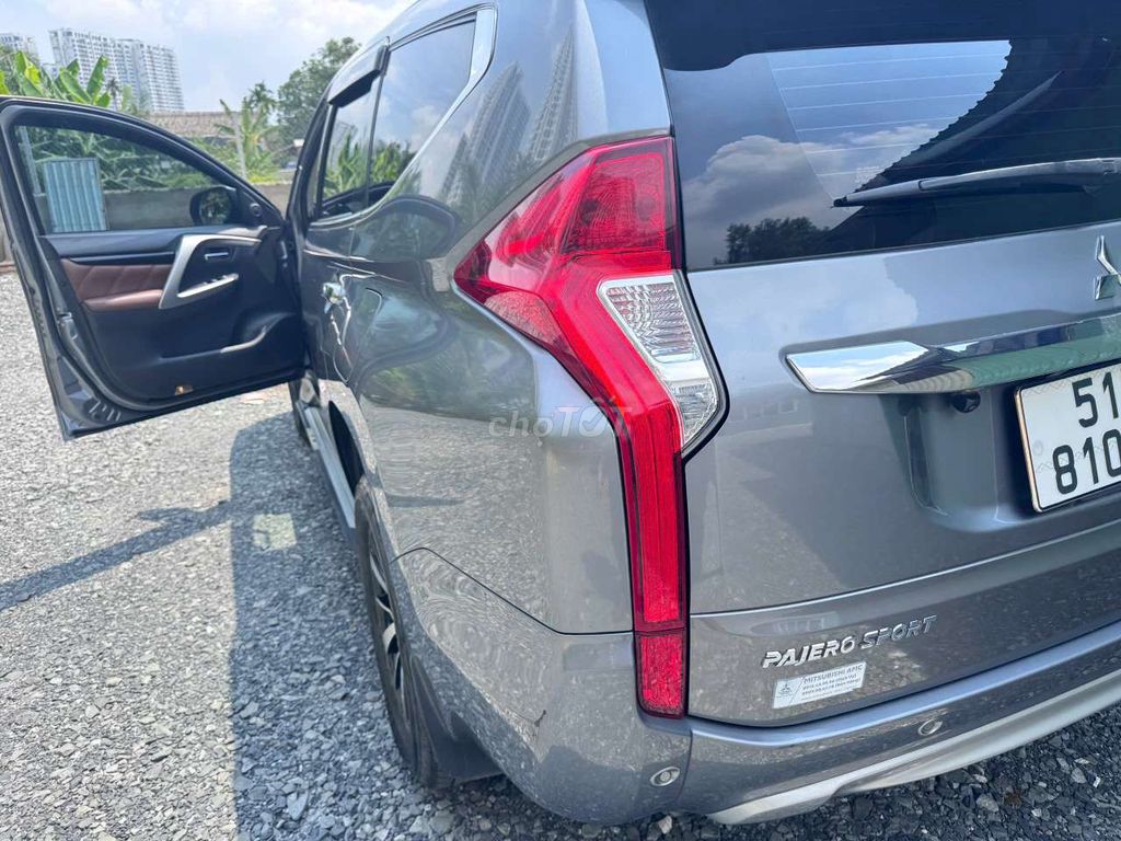 Mitsubishi Pajero Sport 2.4D 4x2 2019 nhập Thái. Mua bán Ô tô tại Quận Gò Vấp Tp Hồ Chí Minh được đăng bởi PHẠM VIỆT hình 4