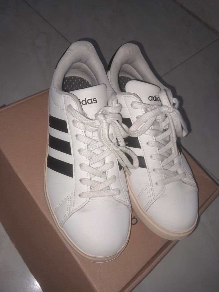 ADIDAS SIZE 41 HÀNG CHÍNH HÃNG