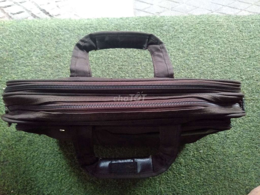 Cặp đựng laptop iPad. Mua bán Túi xách tại Quận Tân Bình Tp Hồ Chí Minh được đăng bởi hoàng hình 2
