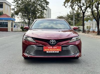 Toyota Camry 2.0G sản xuất 2021 xe cực đẹp