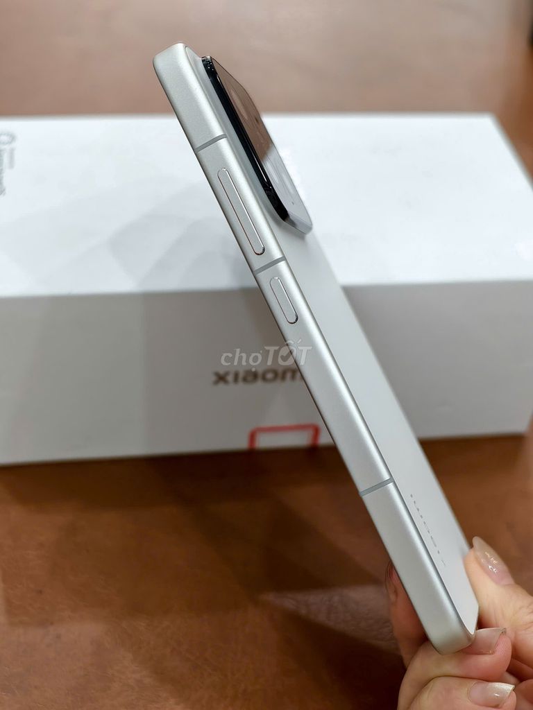 Xiaomi 15 bản nội địa 12-256gb màu Trắng Fullbox. Mua bán Điện thoại tại Quận Đống Đa Hà Nội được đăng bởi Hn Store hình 1