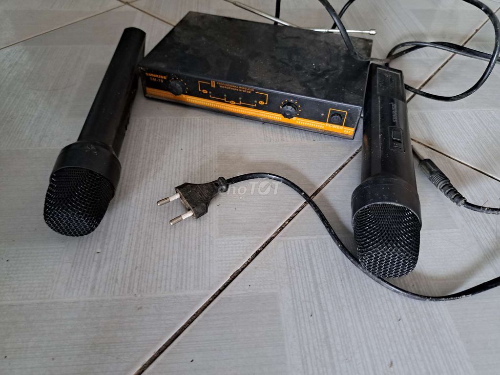 Cặp miro ko dây bin vuông. Mua bán Tivi, Âm thanh tại Quận Ninh Kiều Cần Thơ được đăng bởi LÀM ĂN CỨ GỌI THẲNG KO NHẮN TIN  hình 1