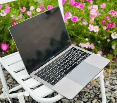 Macbook pro 2019 i5/8/256. Mua bán Laptop tại Thành phố Buôn Ma Thuột Đắk Lắk được đăng bởi Đoàn