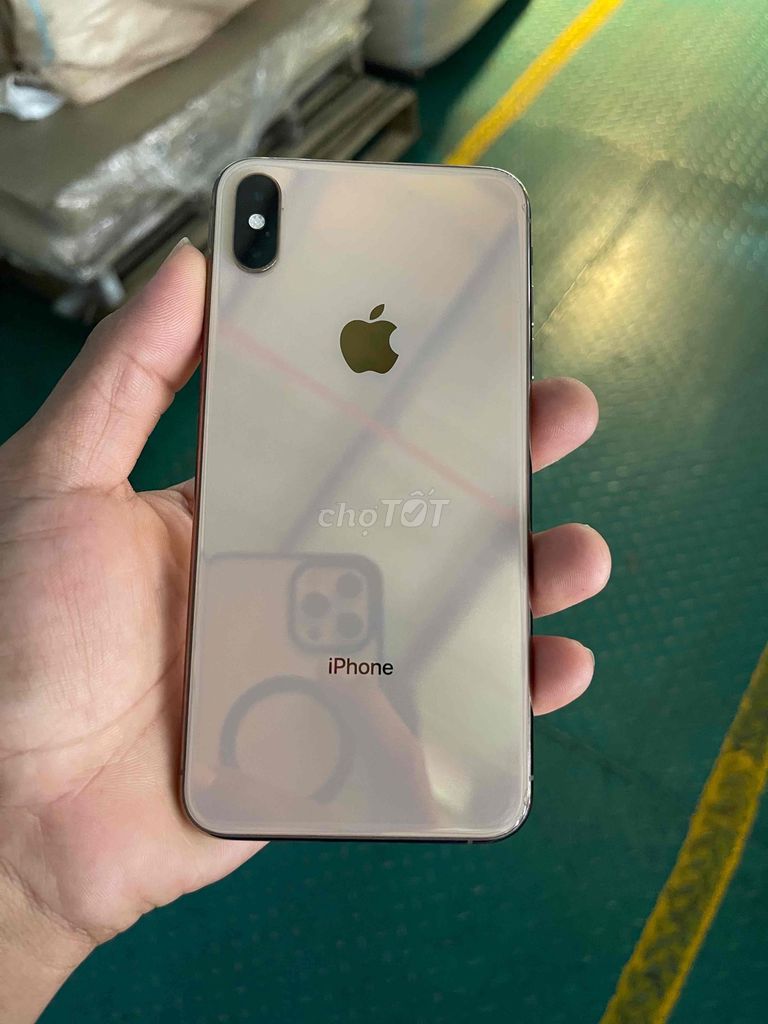 iPhone XS Max 64GB Vàng Đã sử dụng. Mua bán Điện thoại tại Thành phố Biên Hòa Đồng Nai được đăng bởi Nguyen Van Loc  hình 1
