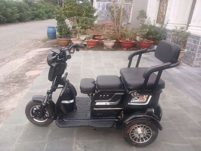 Thanh lý xe điện 3 bánh đẹp gần như mới tinh. Mua bán Xe điện tại Thị xã Bến Cát Bình Dương được đăng bởi Nguyễn Thị ngoan