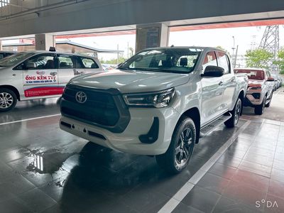 Toyota HILUX 2024 - Giá tốt, nhiều ưu đãi !!!