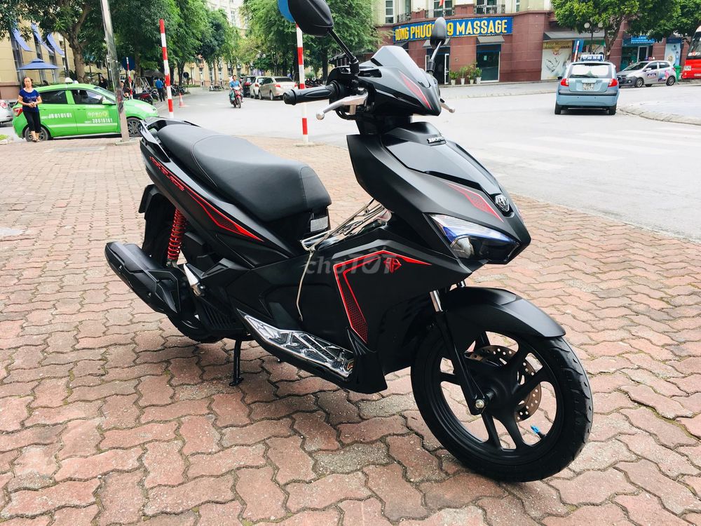 Honda AirBlade 125 đen nhám smartkey 2019
