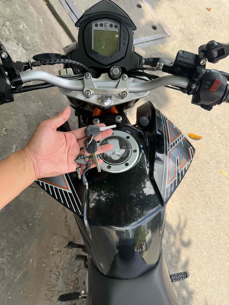 KTM Duke390 2017 zin keng ,odo 25k bstp. Mua bán Xe máy tại Quận 6 Tp Hồ Chí Minh được đăng bởi TanNguyenStore  hình 5