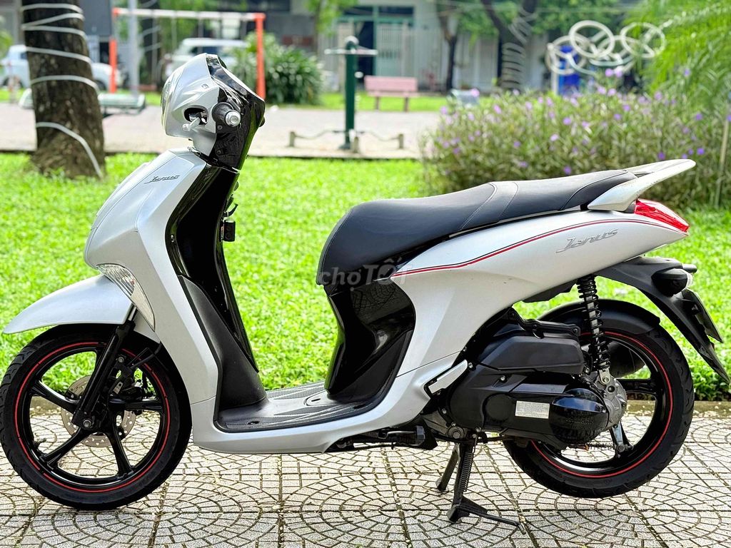 Janus 2018 biển 43. khoá smartkey. Mua bán Xe máy tại Quận Sơn Trà Đà Nẵng được đăng bởi AN  chuyên mua bán xe máy cũ tại 386 ngô quyền sơn trà đà nẵng  BÁN XE TRẢ GÓP hình 2