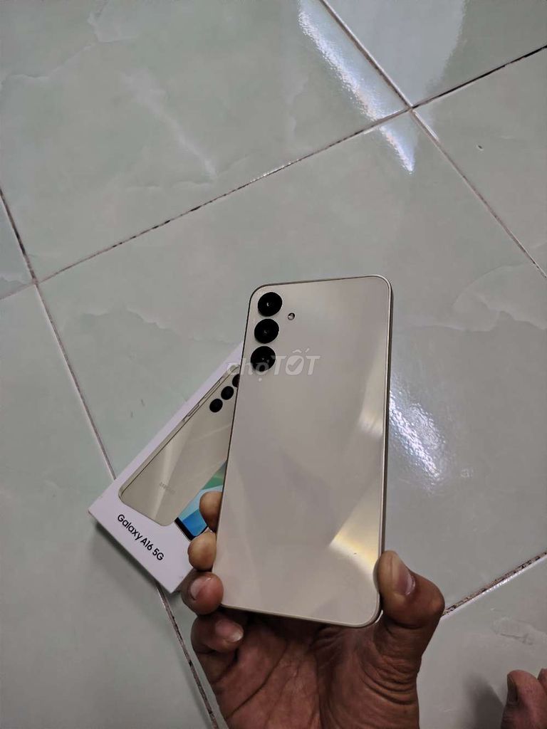 Samsung Galaxy A16 5G Vàng Đã sử dụng. Mua bán Điện thoại tại Thành phố Thủ Dầu Một Bình Dương được đăng bởi T Thiện hình 1