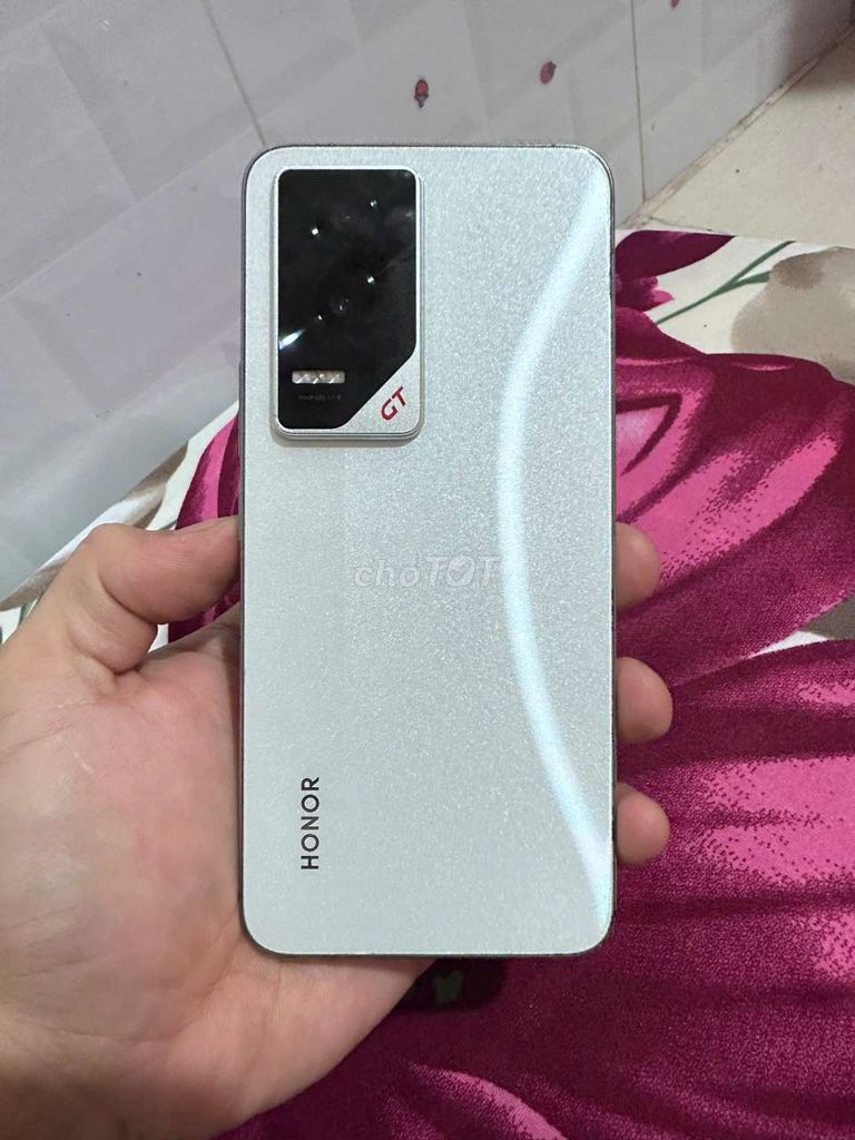 Honor GT 12GB/256GB Trắng 100W. Mua bán Điện thoại tại Thành phố Sóc Trăng Sóc Trăng được đăng bởi Nhân hình 1
