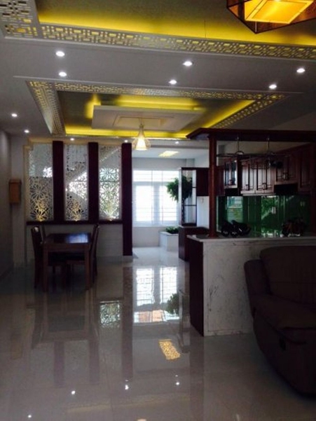 SAMPLE_HOUSE