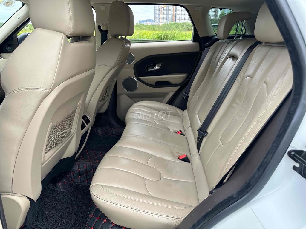 Range Rover Evoque 2015 Prestige Trắng 8 Vạn Miles. Mua bán Ô tô tại Quận Cầu Giấy Hà Nội được đăng bởi Vũ Kiên hình 11