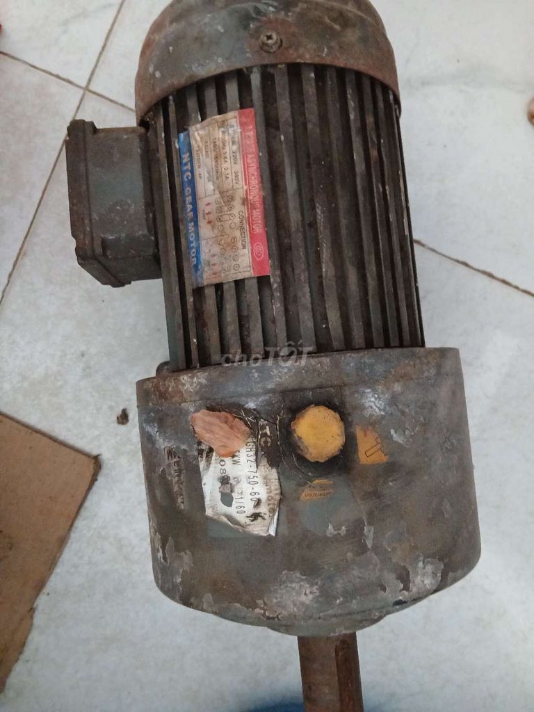 Mô tơ giảm tốc 1 HP. Mua bán Đồ chuyên dụng, Giống nuôi trồng tại Thị xã Bến Cát Bình Dương được đăng bởi Vinh hình 1