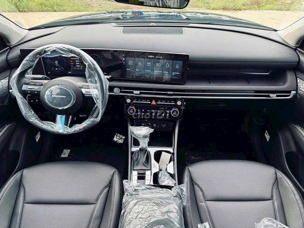 Hyundai Tucson 2025 2.0 Xăng Đặc Biệt. Mua bán Ô tô tại Quận Tân Bình Tp Hồ Chí Minh được đăng bởi Hoàng Vũ Hyundai hình 6