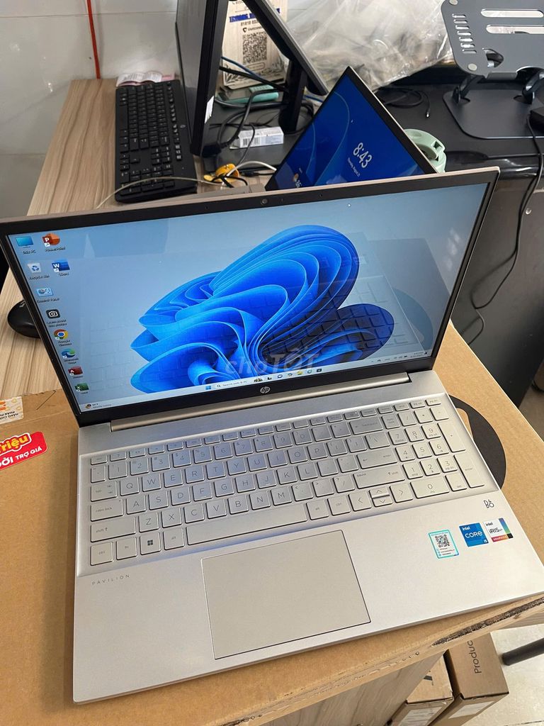 HP Pavilion 15eg _i5 1240p_8GB/512GB_vỏ nhôm god. Mua bán Laptop tại Quận Tân Bình Tp Hồ Chí Minh được đăng bởi TẤN PHÁT hình 1