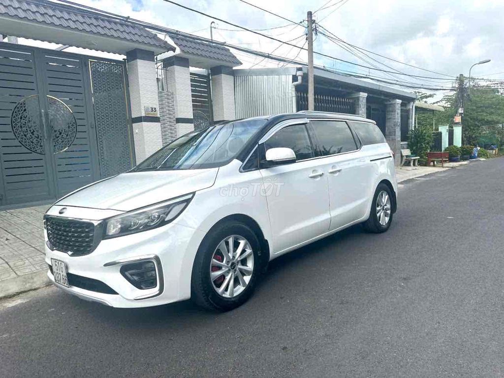 Kia Sedona 2018 2.2L DATH máy dầu. Mua bán Ô tô tại Huyện Củ Chi Tp Hồ Chí Minh được đăng bởi anh Hiep hình 2