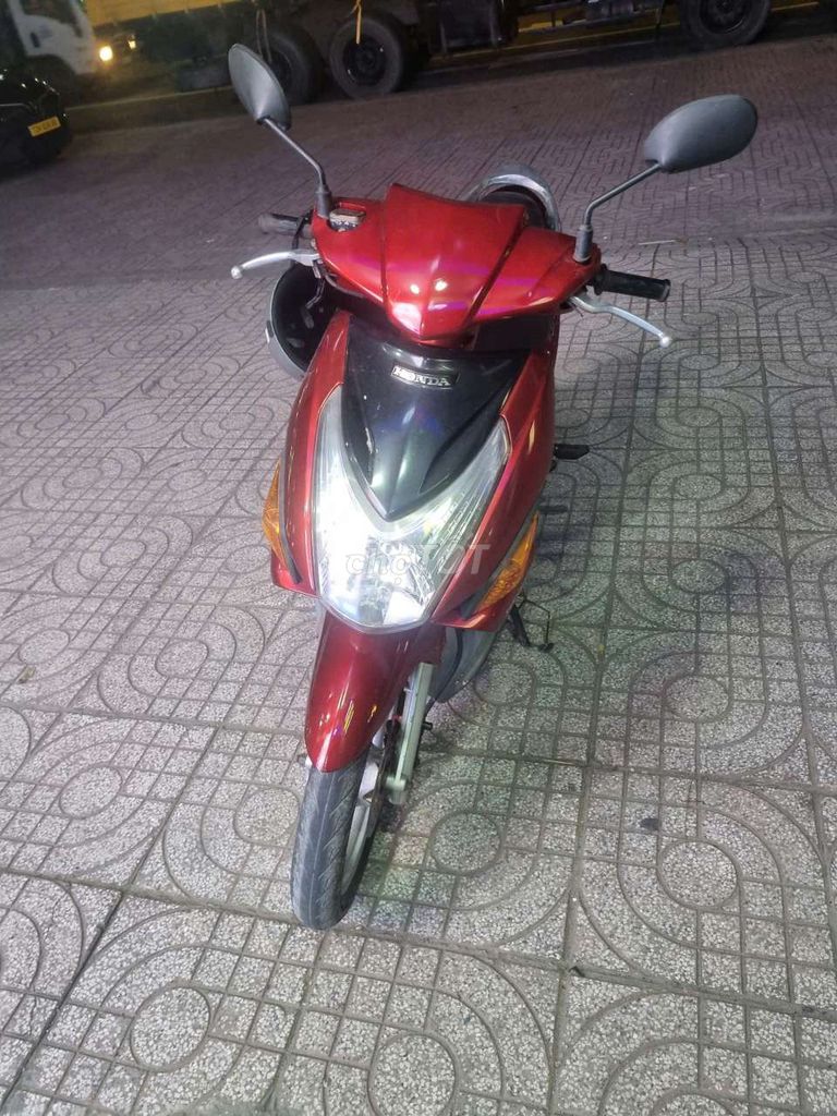 Nhà dư dùng bán bớt xe honda click máy êm. Mua bán Xe máy tại Quận Bình Thạnh Tp Hồ Chí Minh được đăng bởi trúc lê hình 4
