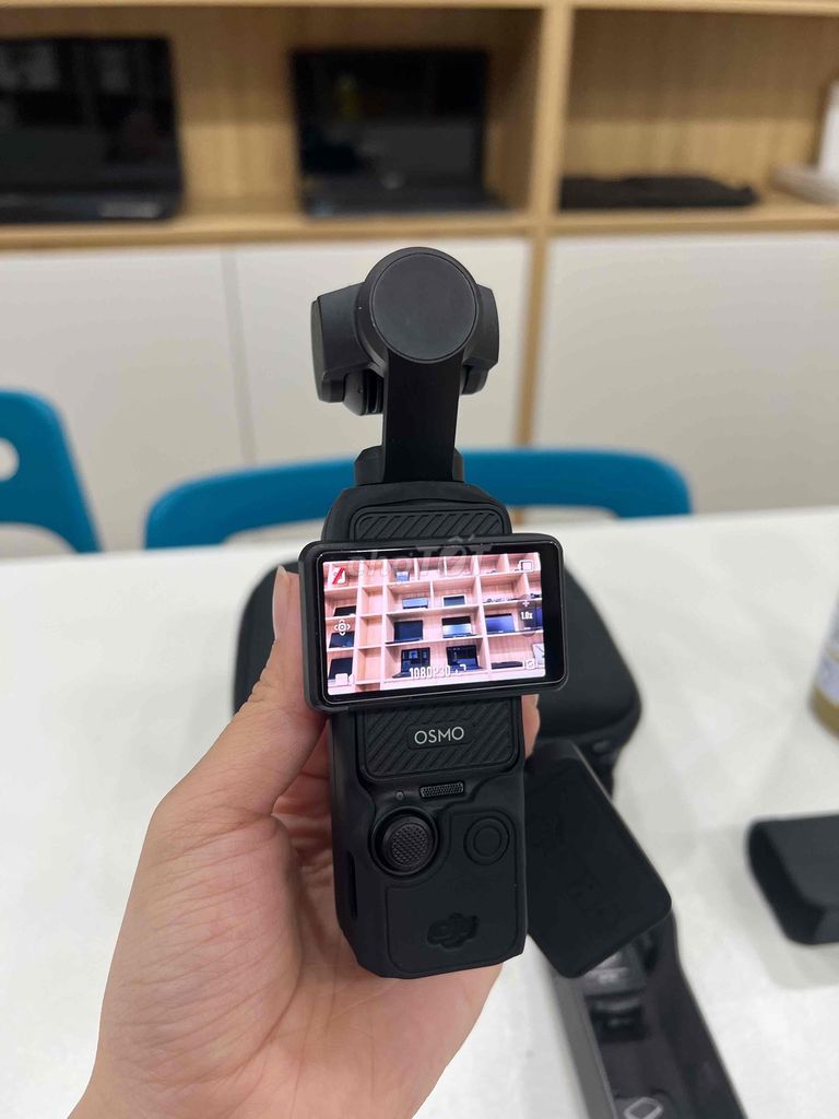 Máy quay vlog DJI Osmo Pocket 3 Đen. Mua bán Máy ảnh, Máy quay tại Quận Gò Vấp Tp Hồ Chí Minh được đăng bởi Quang Minh Mobile  hình 1