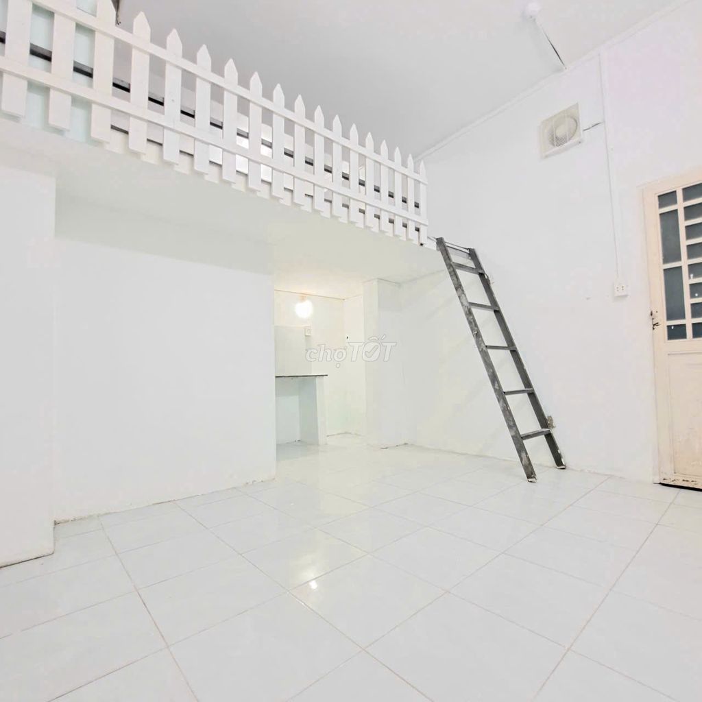Hình ảnh phòng trọ Phòng đẹp có Gác Lửng, Máy Lạnh - 26/42 Tân Sơn Nhì, Q.Tân Phú