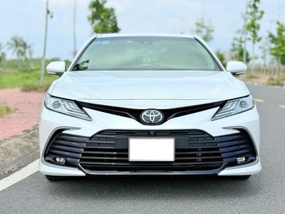 Toyota Camry 2024 2.5Q - 50,000 km siêu cọp.. Mua bán Ô tô tại Thành phố Thủ Đức Tp Hồ Chí Minh được đăng bởi Đức Xe Chất 9X