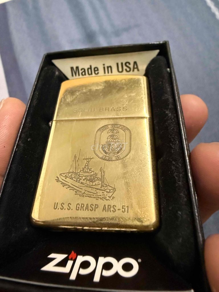 Bật lửa Zippo Tàu chiến U.S.S. GRASP ARS-51. Mua bán Đồ sưu tầm, đồ cổ tại Quận 8 Tp Hồ Chí Minh được đăng bởi Quốc Hải hình 1