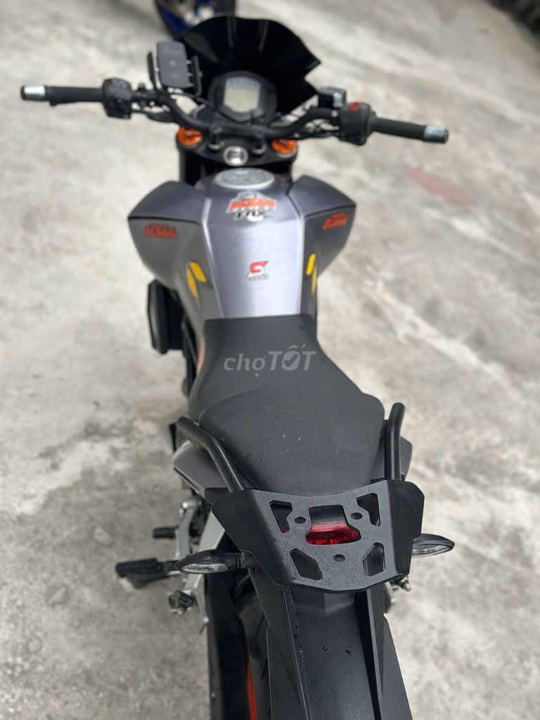 KTM Duke 200 Xám. Mua bán Xe máy tại Quận Hà Đông Hà Nội được đăng bởi Phú Lý hình 2