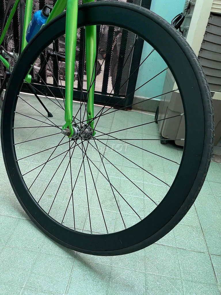 Xe đạp 24in bánh đúc không ruột chạy tốt. Mua bán Xe đạp tại Quận 10 Tp Hồ Chí Minh được đăng bởi Vũ Tâm hình 3