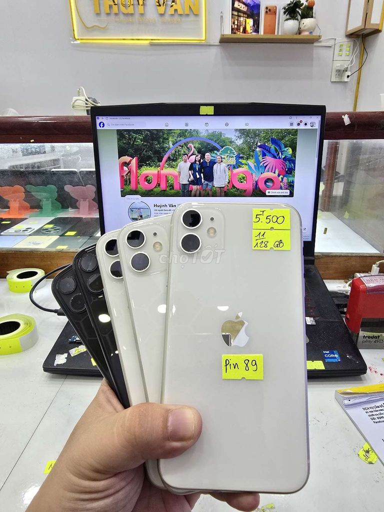 Apple iPhone 11 Thường 128GB. Mua bán Điện thoại tại Thành phố Long Xuyên An Giang được đăng bởi Facebook Cầm Đồ Thúy Vân hình 1