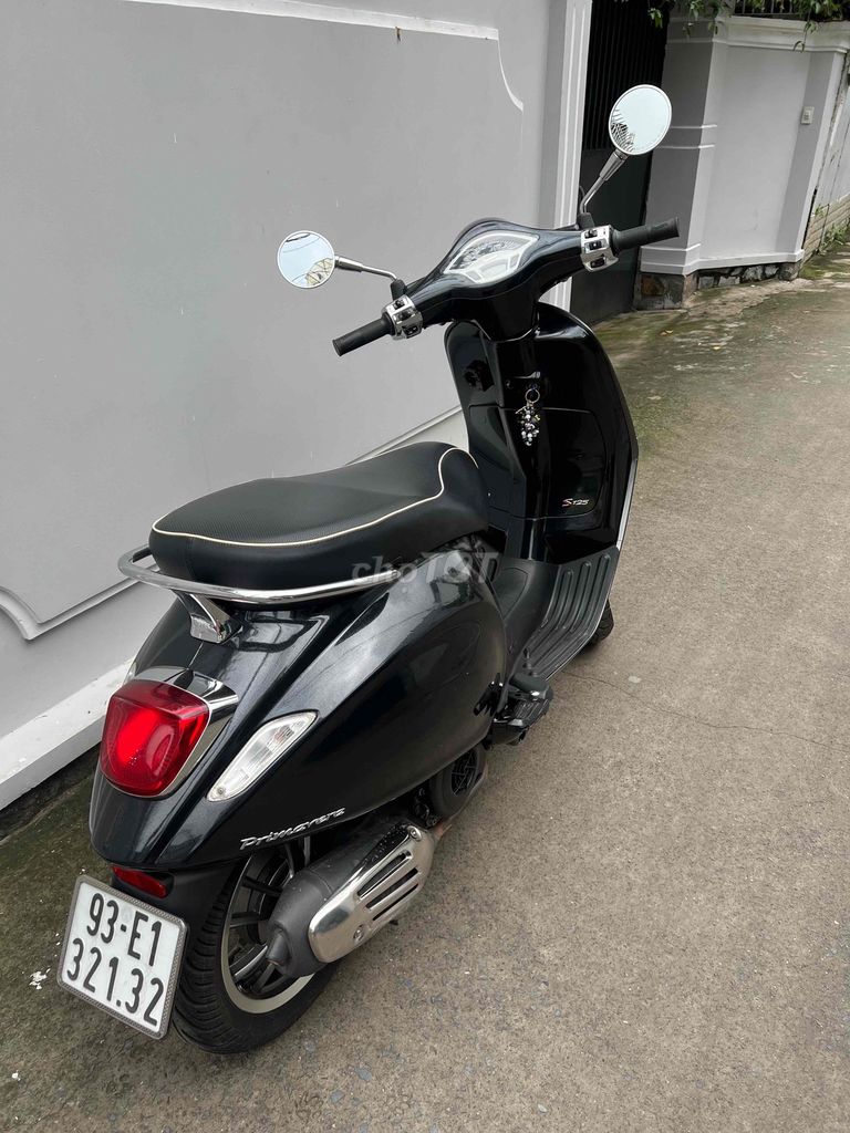 Piaggio Vespa Primavera S125 2022 Đen 15.000 km. Mua bán Xe máy tại Quận Bình Thạnh Tp Hồ Chí Minh được đăng bởi Đinh Minh Hiếu hình 4