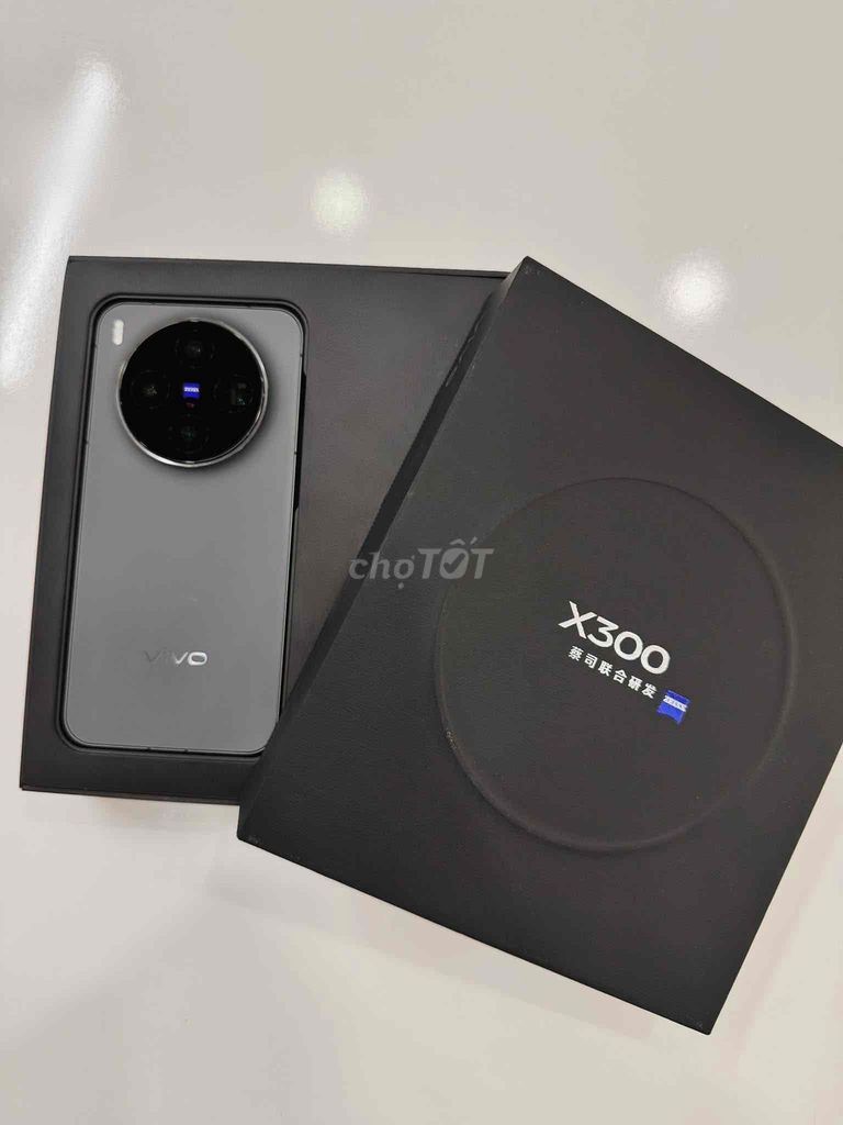 Vivo X300 Xám Như mới. Mua bán Điện thoại tại Huyện Long Hồ Vĩnh Long được đăng bởi Hồ Lâm Mobile  hình 1