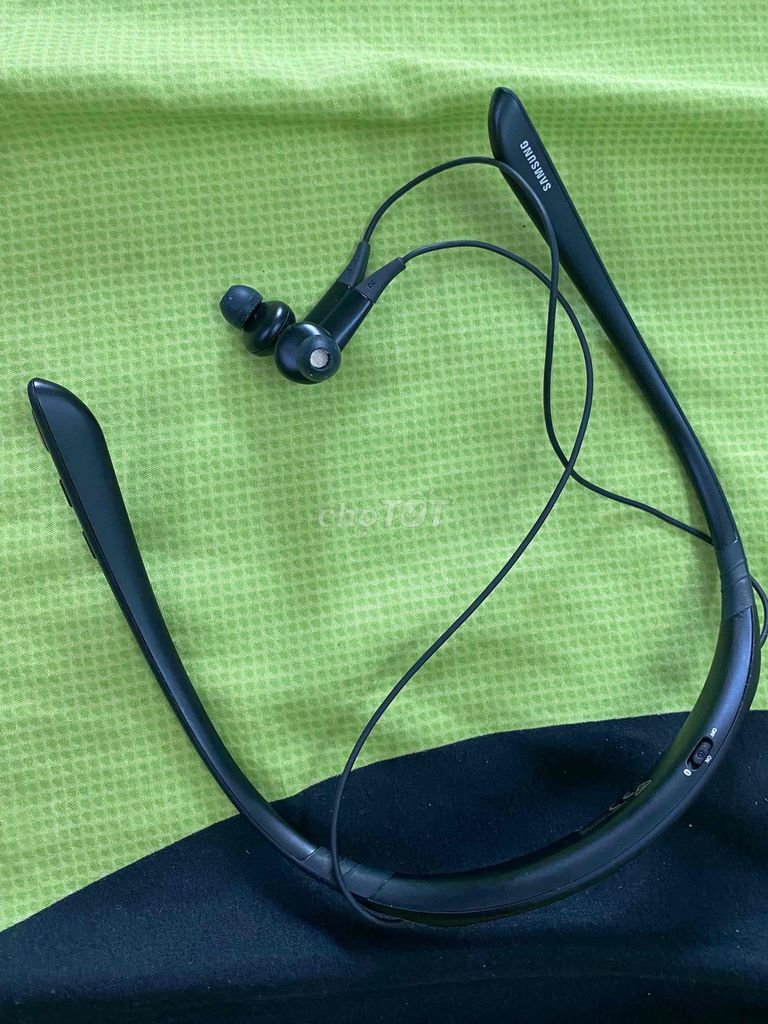 Tai nghe Samsung Level U Pro Đen. Mua bán Tivi, Âm thanh tại Quận 8 Tp Hồ Chí Minh được đăng bởi OTLy hình 1