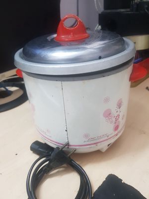 Nồi cơm điện Kim Cương 0.6 lit. Mua bán Bếp, lò, đồ điện nhà bếp tại Quận 12 Tp Hồ Chí Minh được đăng bởi HC Second Hand