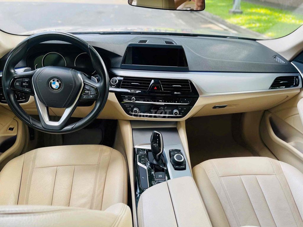 BMW 5 Series 2***0 km. Mua bán Ô tô tại Quận Tân Phú Tp Hồ Chí Minh được đăng bởi phat hình 5