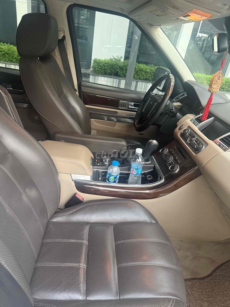 LandRover Range Rover  2011 HSE - 150000 km. Mua bán Ô tô tại Quận Tây Hồ Hà Nội được đăng bởi Pho hình 4