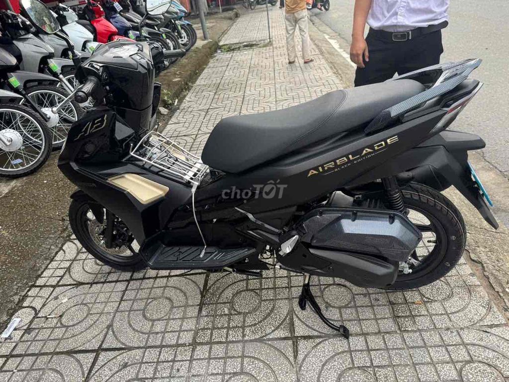 xe ab 125 đen nhám. Mua bán Xe máy tại Thị xã Tân Uyên Bình Dương được đăng bởi Hai hình 3