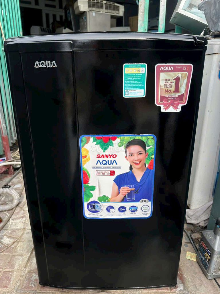 Tủ lạnh Aqua 92 lít màu Đen. Mua bán Tủ lạnh tại Quận Ninh Kiều Cần Thơ được đăng bởi Hữu Nghị Mua Bán Mặt Hàng Điện Lạnh hình 1