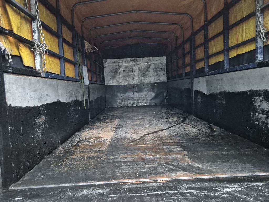 2019. Tải 1T9 . Thùng Inoc.dài 4m4.chính chủ. Mua bán Xe tải, xe ben tại Thị xã Bến Cát Bình Dương được đăng bởi LÂM VĂN HẸN hình 5