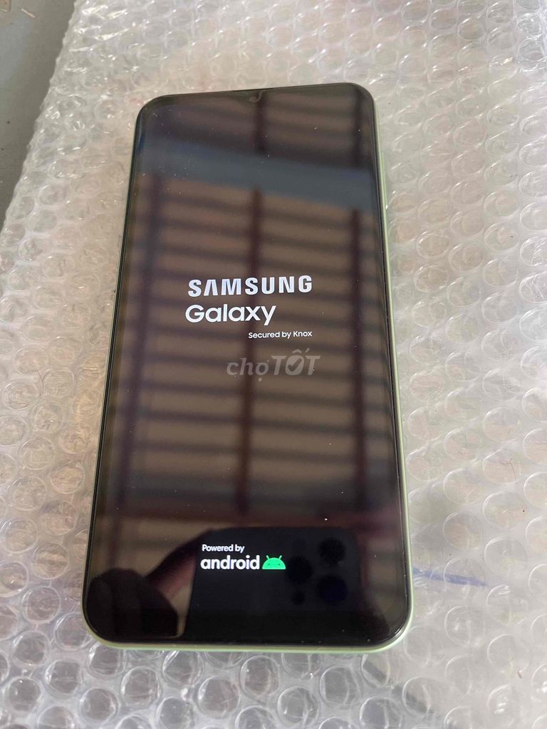 Samsung A24 Xanh lá Đã sử dụng. Mua bán Điện thoại tại Huyện Cầu Ngang Trà Vinh được đăng bởi Châu Bèo hình 1
