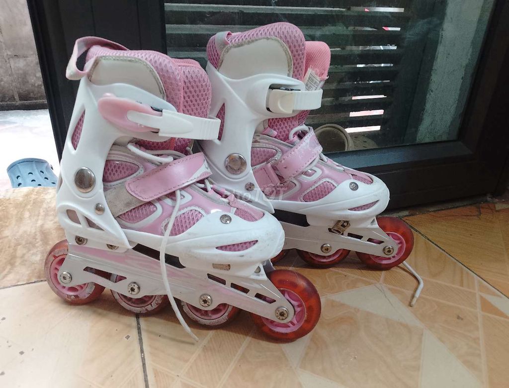 Giày patin Hồng Trắng size 34-37