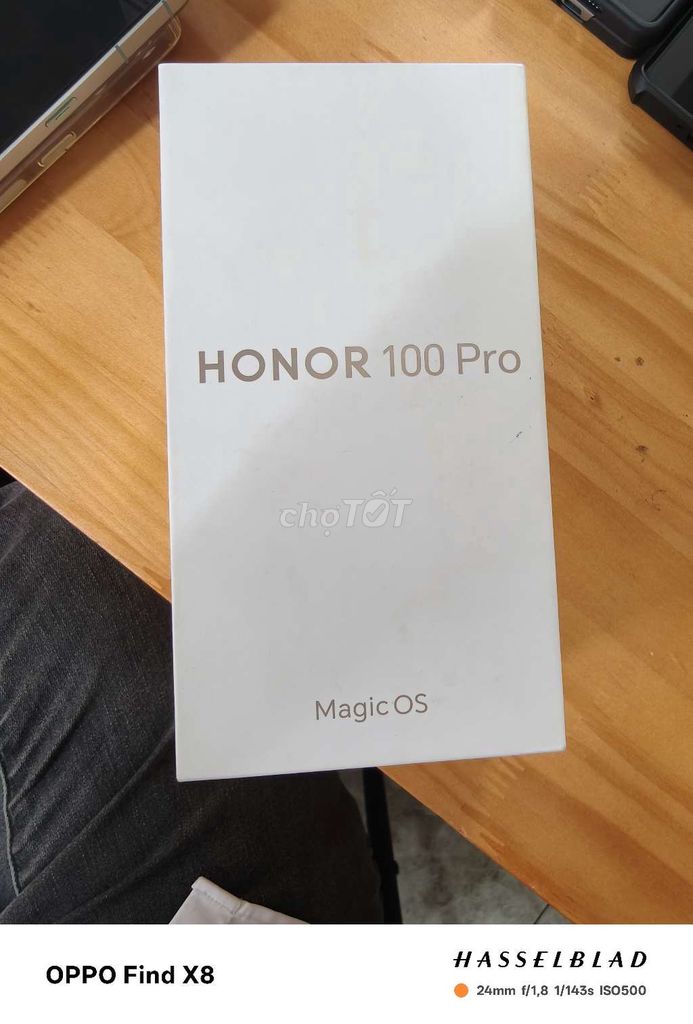 Hunor 100 pro.bản 16/256.mới khui vài ngày.Keng.gl