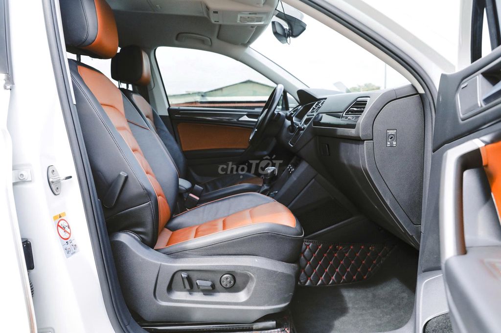 Volkswagen Tiguan model 2023 siêu lướt 28700 km. Mua bán Ô tô tại Quận Gò Vấp Tp Hồ Chí Minh được đăng bởi NGUYỄN MINH VUA XE LƯỚT hình 8