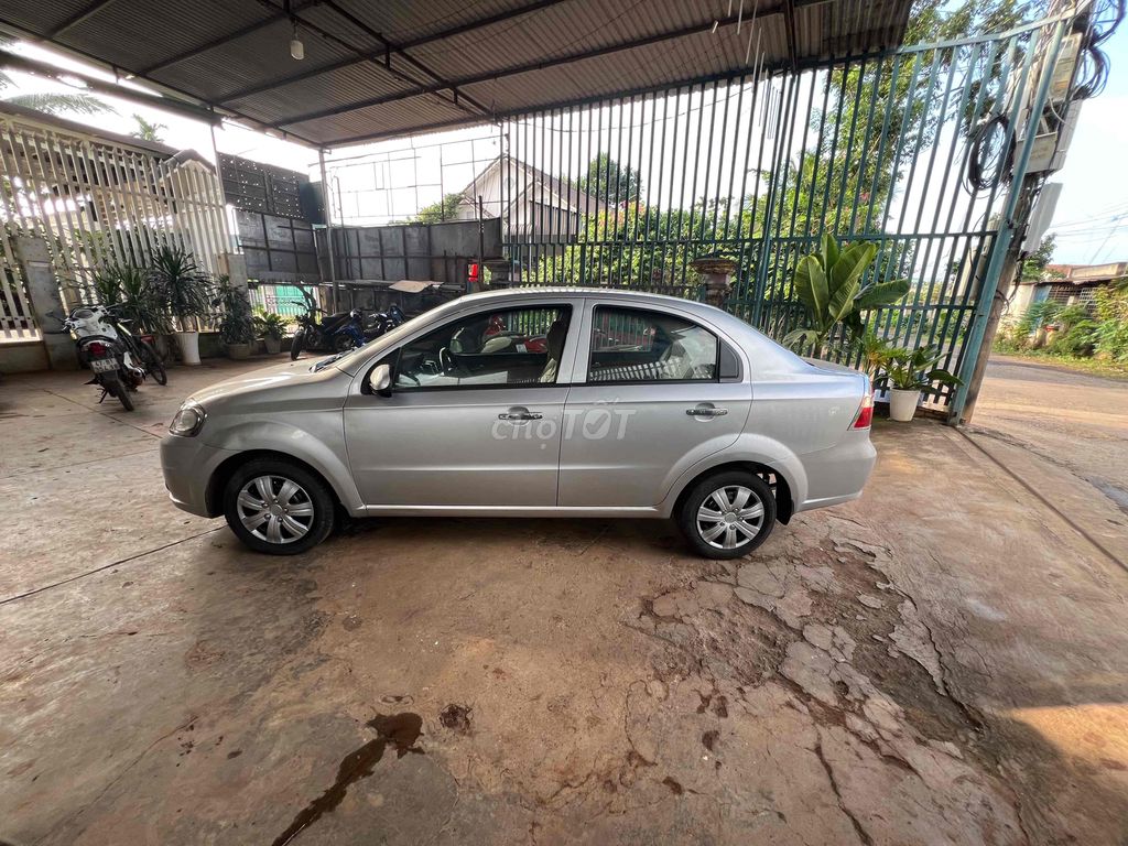 Daewoo Gentra 2009 - 123456 km. Mua bán Ô tô tại Thành phố Buôn Ma Thuột Đắk Lắk được đăng bởi thành luân hình 1