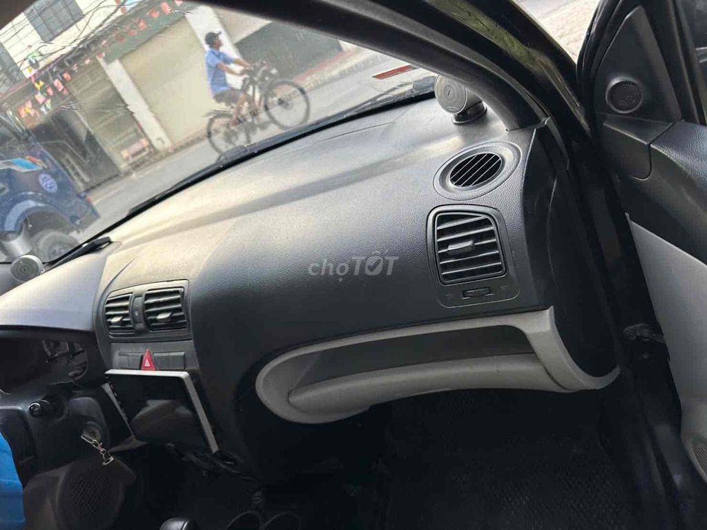 Kia Morning 2009 Tự động Đen Nhập khẩu