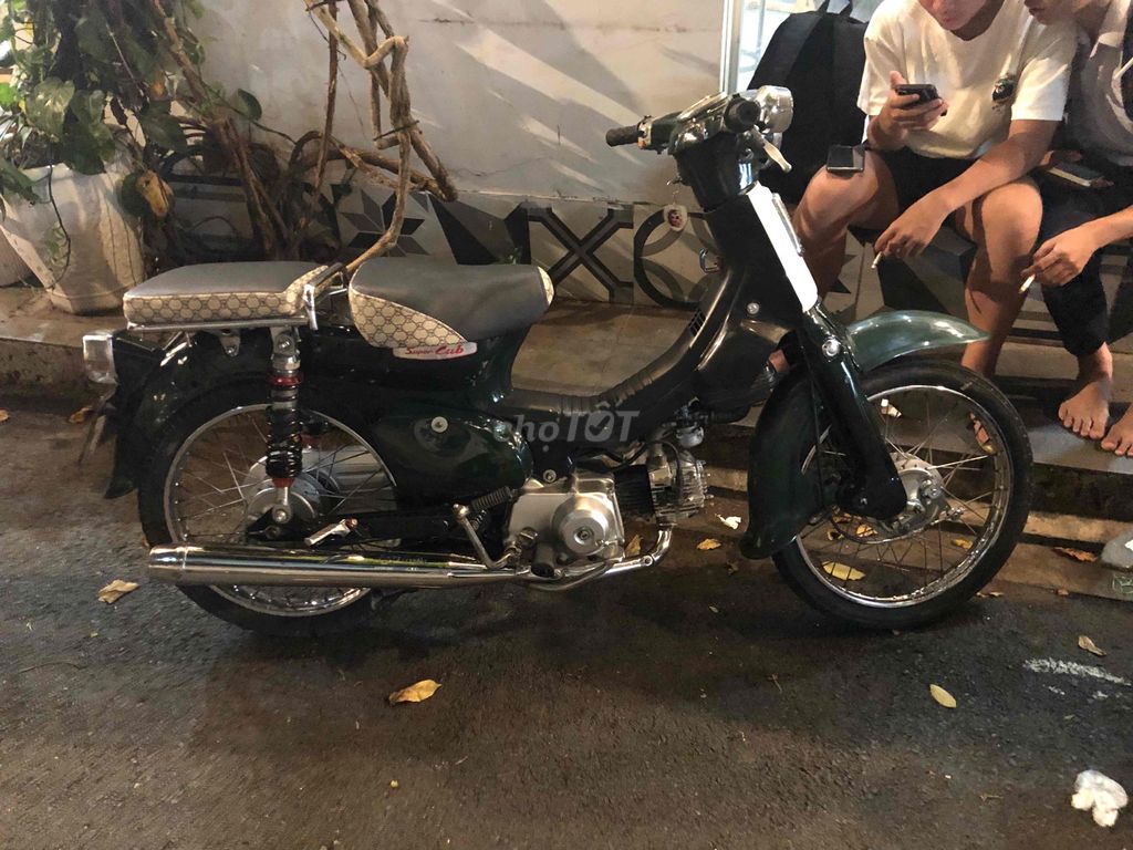 Supper cub 81 dọn kiểng nhẹ máy mới bốc êm. Mua bán Xe máy tại Quận Tân Phú Tp Hồ Chí Minh được đăng bởi Lê Tấn Danh hình 3
