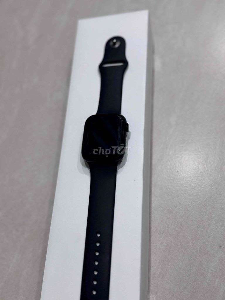 Giá rẻ cho ai cần - Đồng hồ giá rẻ Apple Watch S8