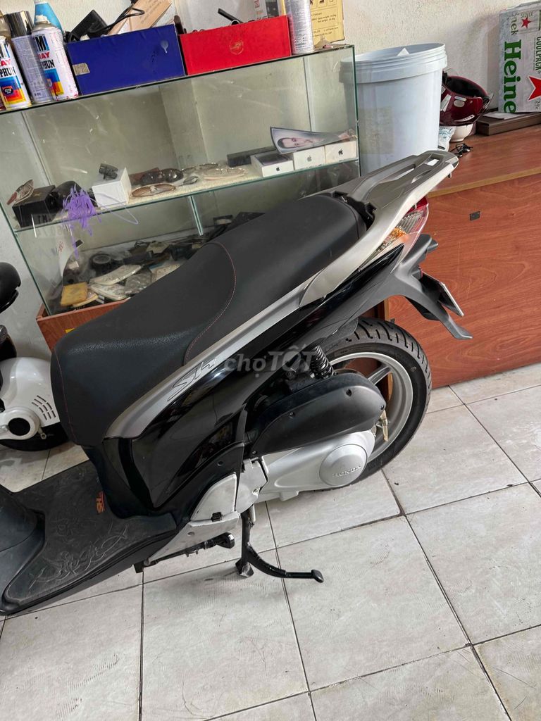 Honda SH 150 Италия черный инжектор Хошимин