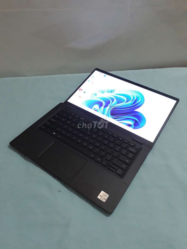 Dell Latitude 7310 siêu mỏng, cảm ứng i7- 10610u